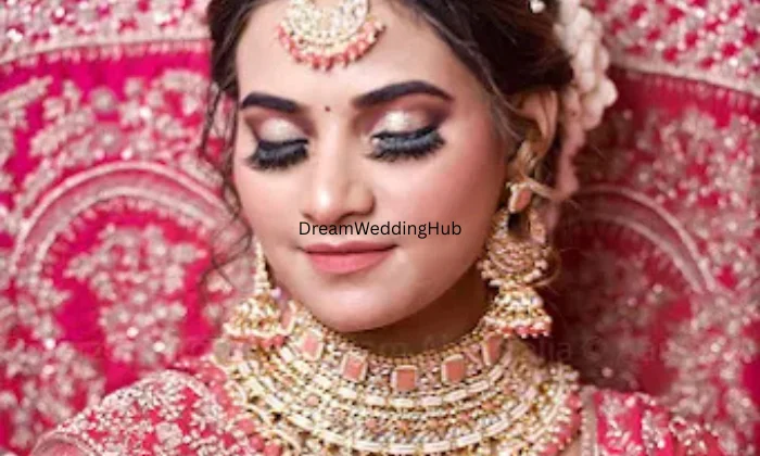 Aarzoo Arora Makeup Studio